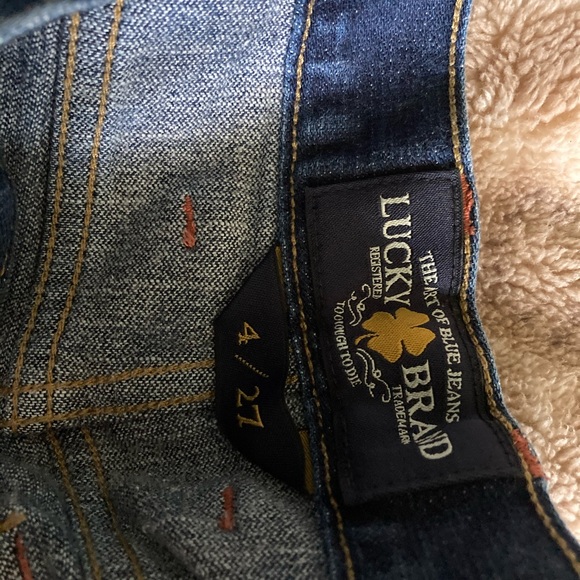 Shorts - Picture 2 of 3